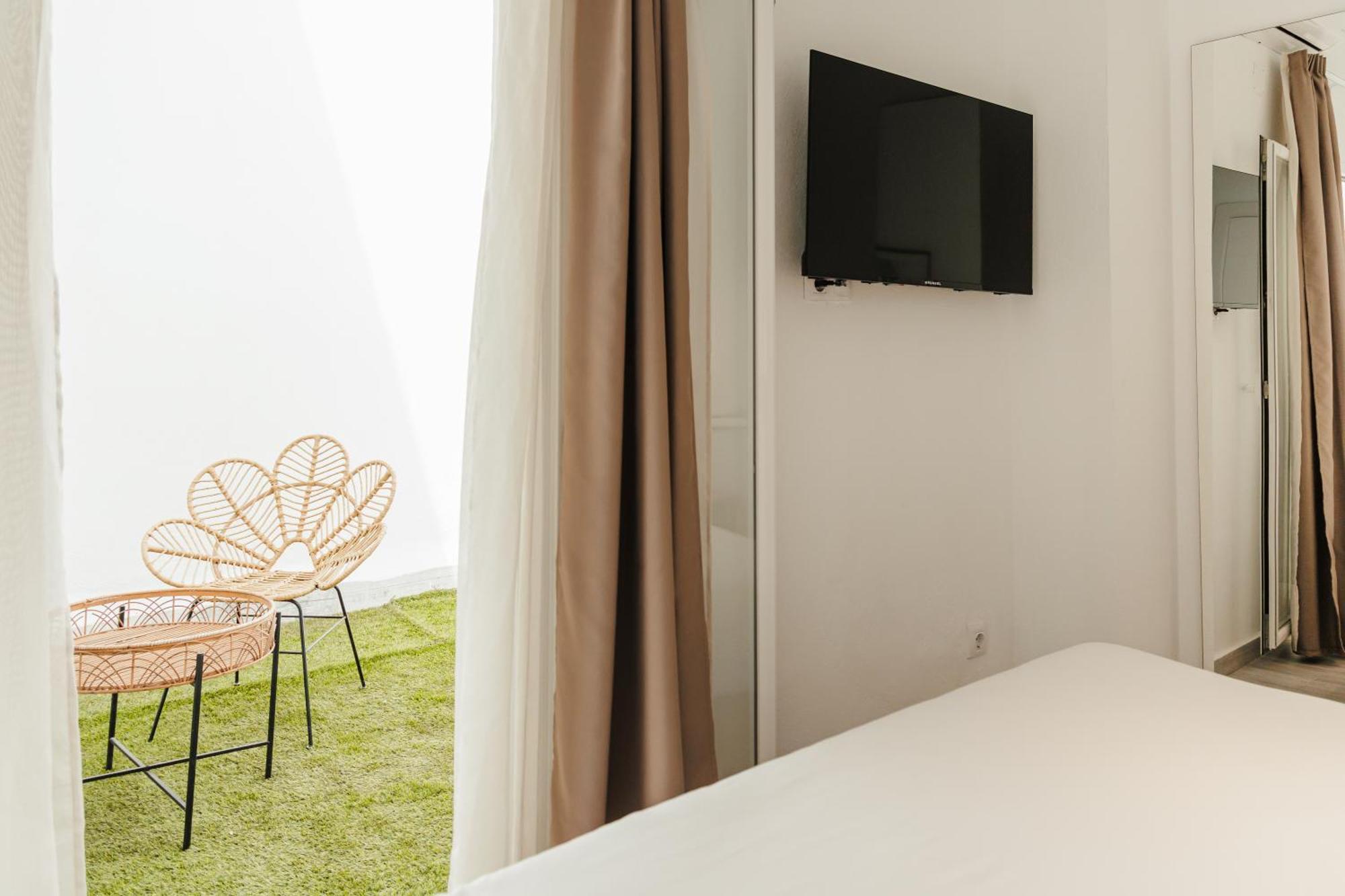 Astuto 21 Suites - Adults Only Jerez de la Frontera Bagian luar foto