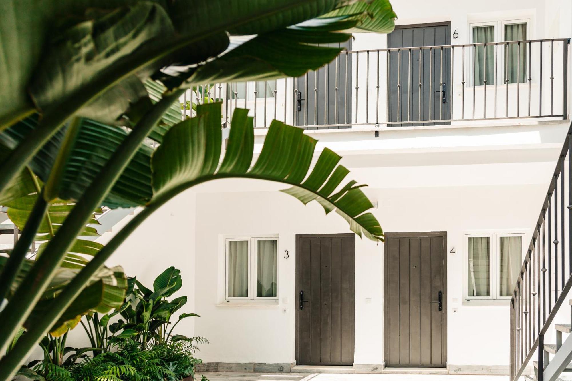 Astuto 21 Suites - Adults Only Jerez de la Frontera Bagian luar foto